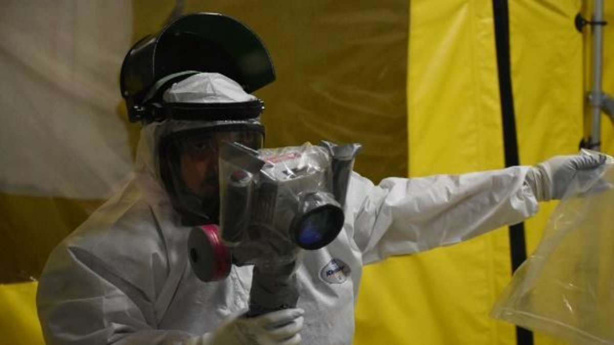 Nuclear Radioactive Decontamination for with Laser